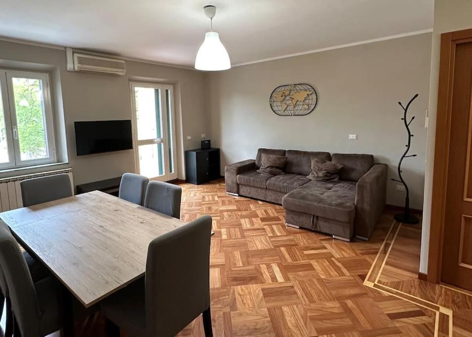 Nicola Apartment 루카 외부 사진